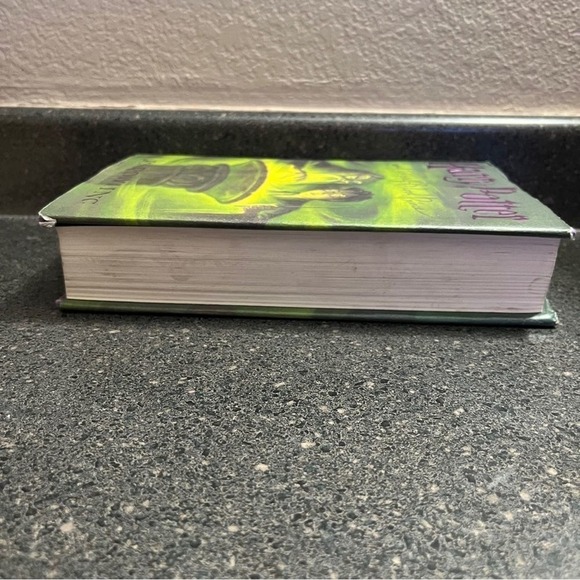 Harry Potter and the Half-Blood Prince: Hard Cover - Picture 5 of 9